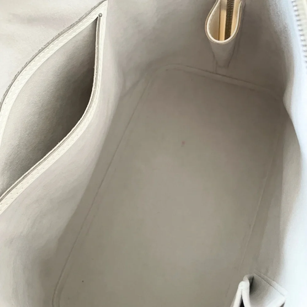 Louis Vuitton ivory color
